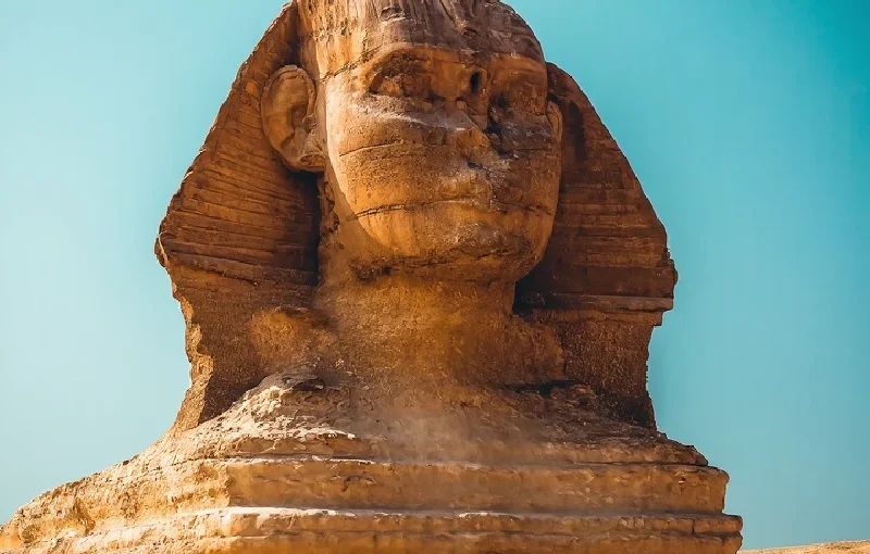 Alla Scoperta della Sfinge di Giza: Guida Turistica Completa